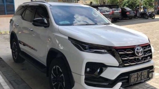 Toyota Fortuner