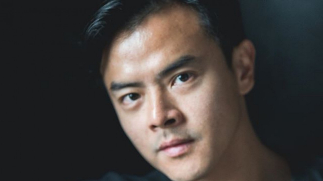 Dion Wiyoko.