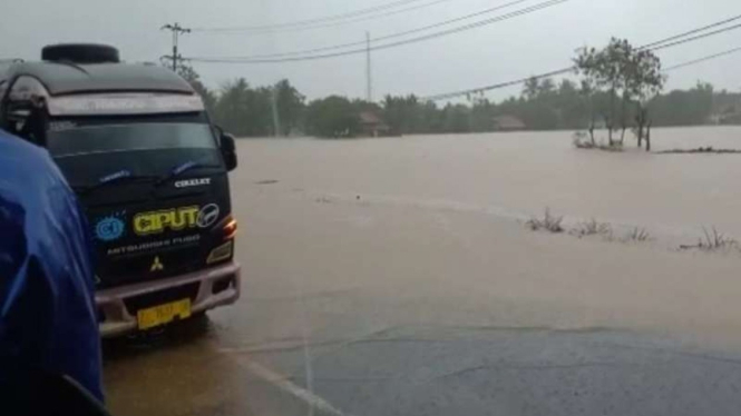 Banjir bandang di Garut Selatan