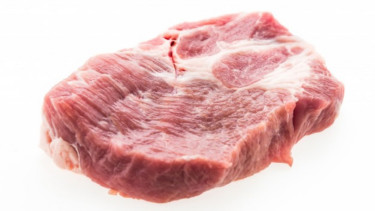 Daging babi.