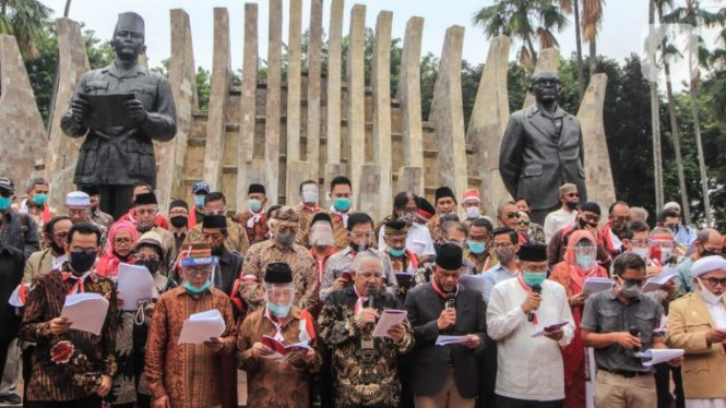 Tingga petinggi KAMI, salah satunya Jumhur Hidayat ditangkap Selasa kemarin (13/10).