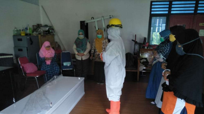 Pelatihan penanganan jenazah korban COVID-19