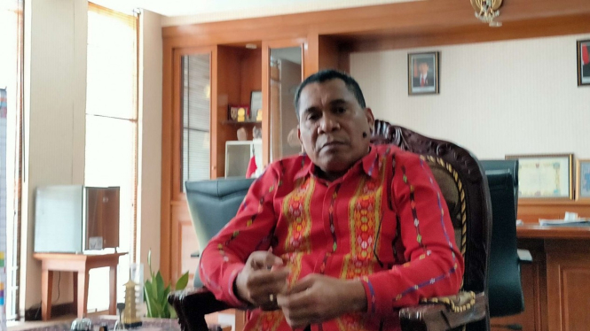 Pjs Bupati Manggarai Zet Sonny Libing
