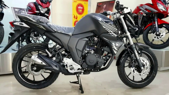 Yamaha FZS-FI Dark Knight