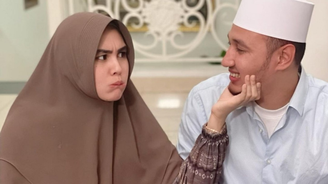 Kartika Putri dan Habib Usman