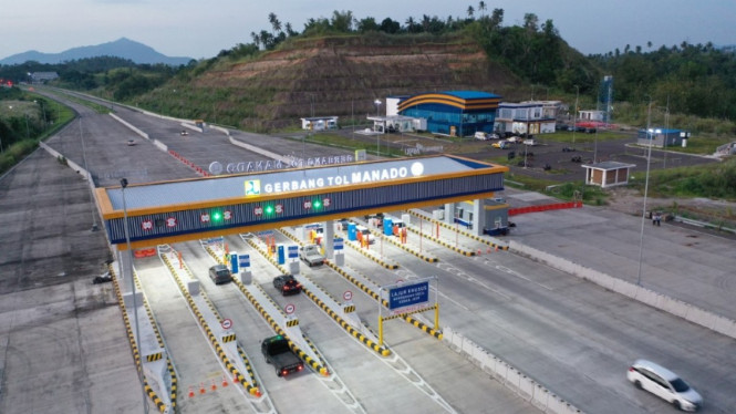 Gerbang Tol Manado