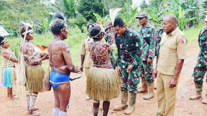 VIVA Militer: Warga serahkan 2 hektare tanah ke prajurit Yonif Mekanis 516/CY.