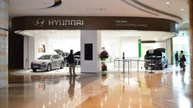 Showroom baru Hyundai di salah satu mall di Kuningan, Jakarta.