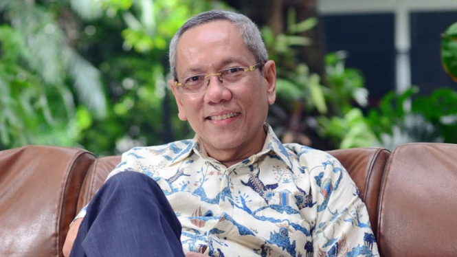 Guru Besar Paru FKUI & Mantan Direktur Regional WHO SEARO, Profesor Tjandra Yoga Aditama