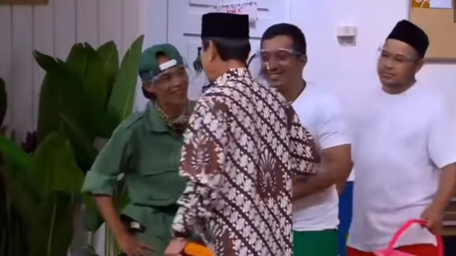 Sikap Ade Londok dianggap tak sopan kepada Malih.