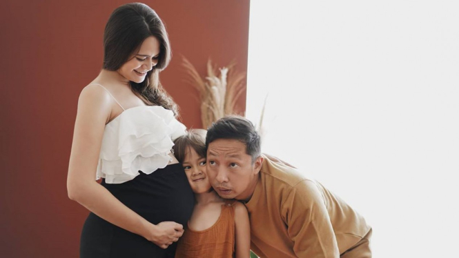 Ringgo Agus Rahman, Sabai dan Bjorka