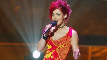 Nikki McKibbin.