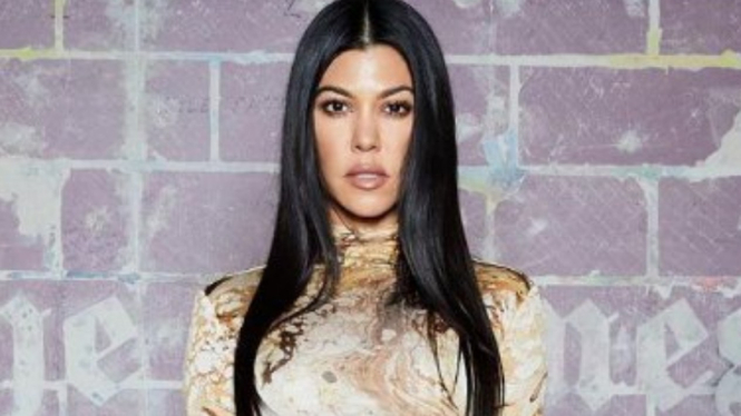 Kourtney Kardashian.