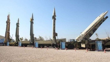 VIVA Militer: Rudal balistik Korps Garda Revolusi Islam Iran (IRGC)