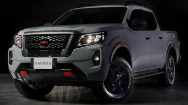 Nissan Navara terbaru.