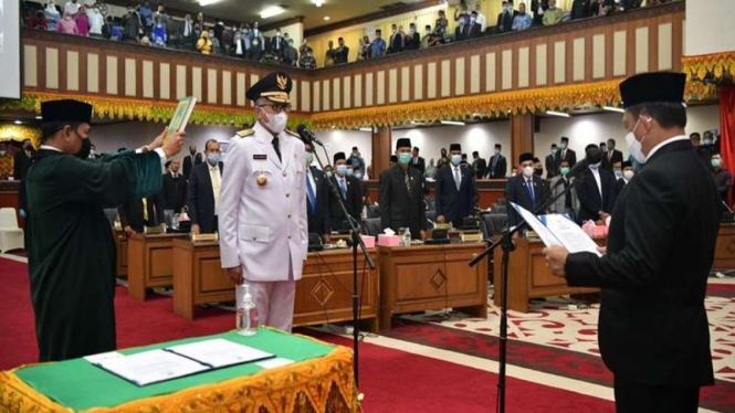 Mendagri Tito Karnavian melantik Nova Iriansyah jadi Gubernur Aceh definitif
