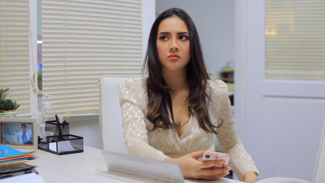 Anya Geraldine
