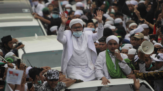 Habib Rizieq Shihab saat tiba di Petamburan