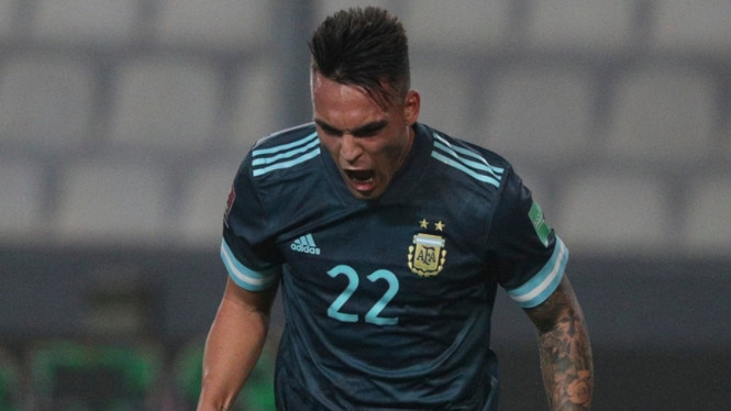 Lautaro Martinez cetak gol saat Timnas Argentina menghadapi Peru