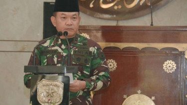 VIVA Militer: Panglima Komando Daerah Jayakarta, Mayjen Dudung Abdurachman