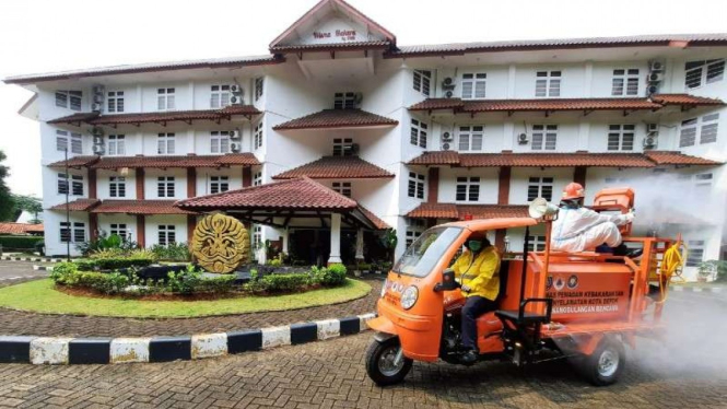 Wisma Makara UI di Depok tampung warga isolasi COVID-19