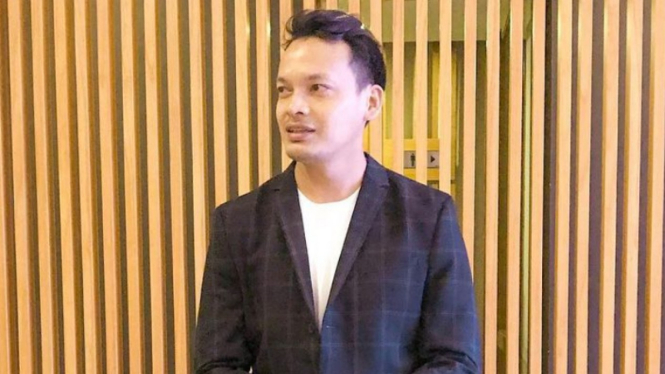 Ben Joshua.
