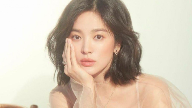 Song Hye Kyo.