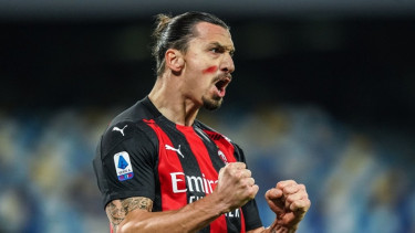 Zlatan Ibrahimovic saat AC Milan menghadapi Napoli