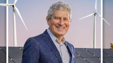 Michael Polsky, Miliarder yang kaya dari pengembangan Energi Terbarukan.
