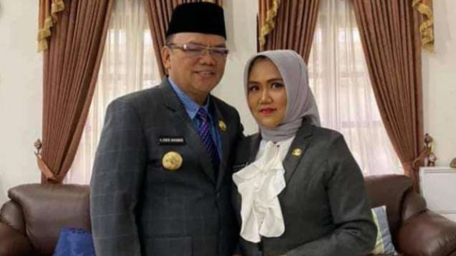 Bupati Empat Lawang Joncik Muhammad dan istrinya Hepy Safriani
