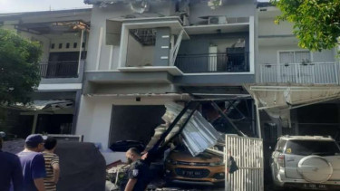 TKP rumah yang terjadi ledakan akibat tabung gas 12 kg