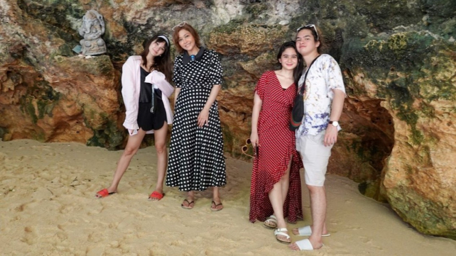 Maia Estianty, Tissa Biani, Alyssa dan Dul Jaelani