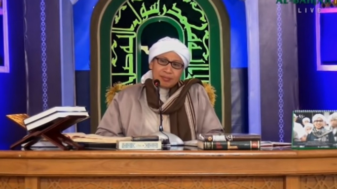 Buya Yahya.