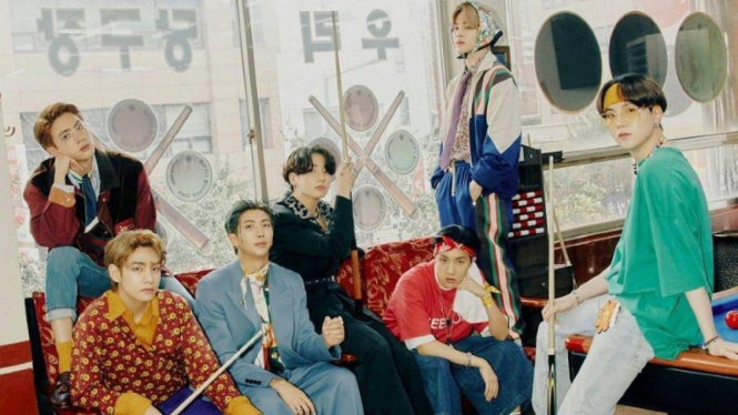 Boy Band asal Korea BTS.