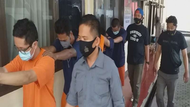 Para tersangka penyalahgunaan narkotika ditangkap