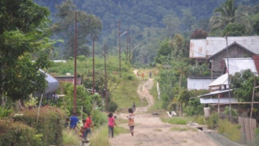 Pemukiman transmigrasi di Dusun Lewano, Desa Lembantongoa, yang diserang teroris
