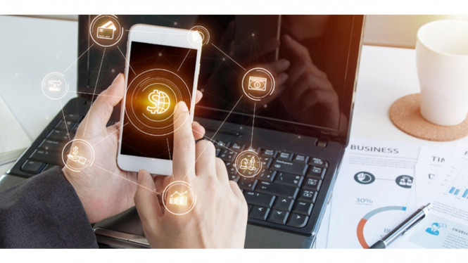 Ilustrasi transaksi di dompet digital atau e-wallet.