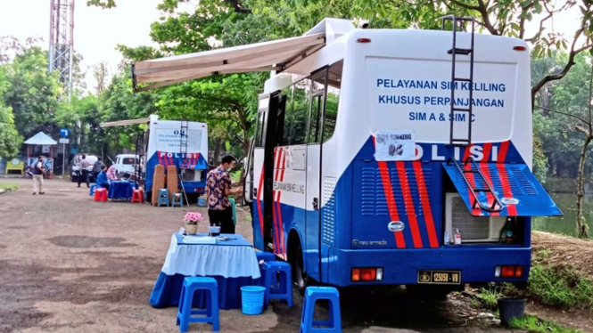 Mobil SIM Keliling