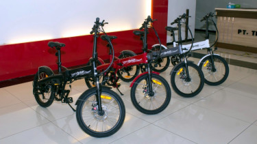 Sepeda lipat listrik Viar Orion