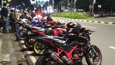 Balap-balapan liar di Gambir pada malam hari
