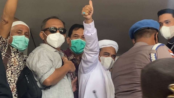 Imam Besar Front Pembela Islam Habib Rizieq Shihab di Markas Polda Metro Jaya, Sabtu, 12 Desember 2020.