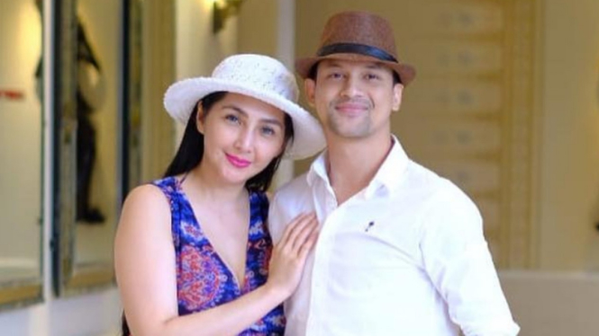 Lucky Perdana dan Veronica.