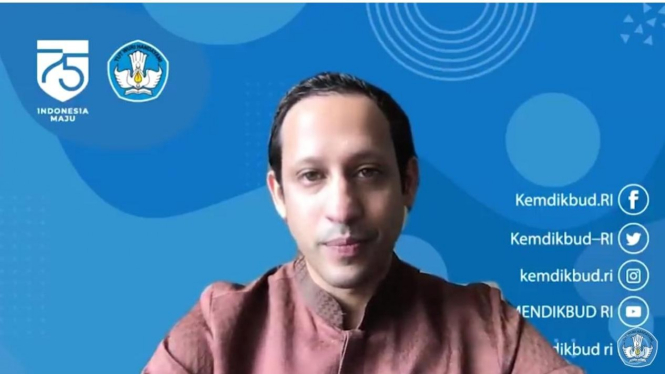 Nadiem Makarim pada Youtube Channel Kemendikbud RI .