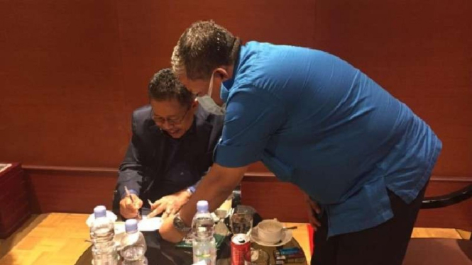 Fahri Hamzah dan Karni Ilyas