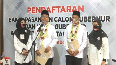 Pasangan calon H Denny Indrayana dan H Difriadi Derajat di Pilkada Kalsel