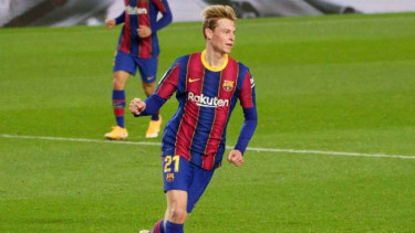 Gelandang Barcelona, Frenkie De Jong.