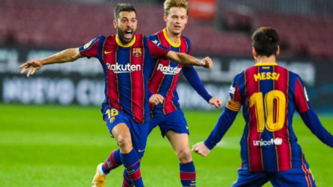 Pemain Barcelona rayakan gol.