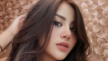 Tania Ayu.