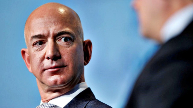 Beneran Nih? Jeff Bezos Diprediksi Bakal Bangkrut Gara-Gara Hal Ini!. (FOTO: Reuters/Joshua Roberts)