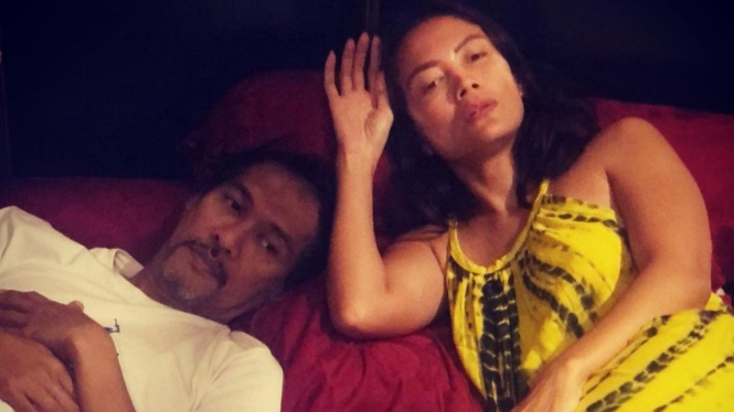 Ridho Slank dan istri